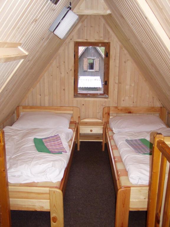 Bungalovy Pri Hoteli Spojar Žiar Quarto foto